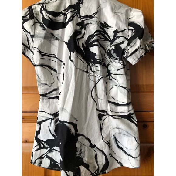 EXPRESS Botton Down Women’s Shirt Water Color Print Size S - Picture 4 of 12